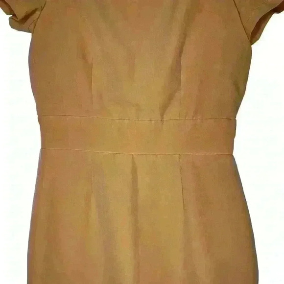 Tall Paper Dolls Gold Dress With Pleated Hem.Size 6 - Picture 5 of 12